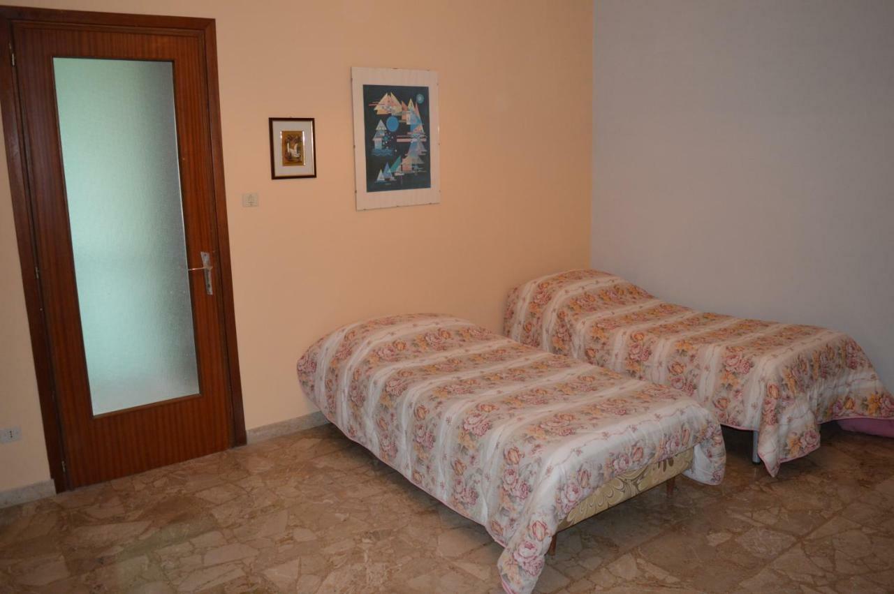 Villa Paulette Bassignana Екстер'єр фото